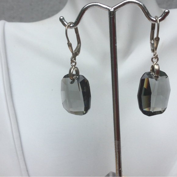 Captivating sparkle earrings - Picture 7 of 8